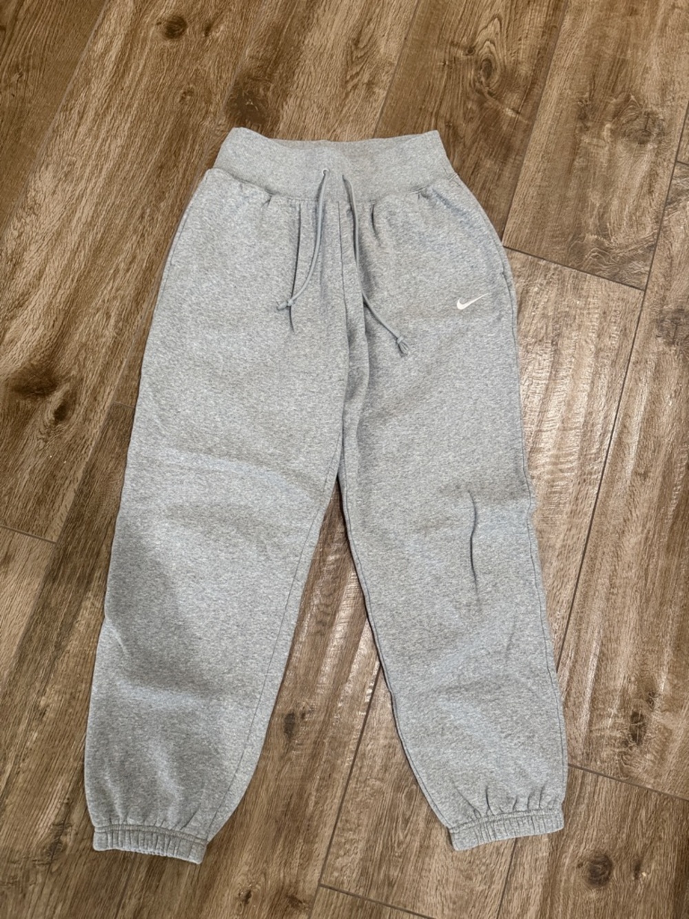 Nike Women's Sportswear Phx Fleece High-Waisted Oversized Sweatpants DQ5887-063 - Picture 2 of 5